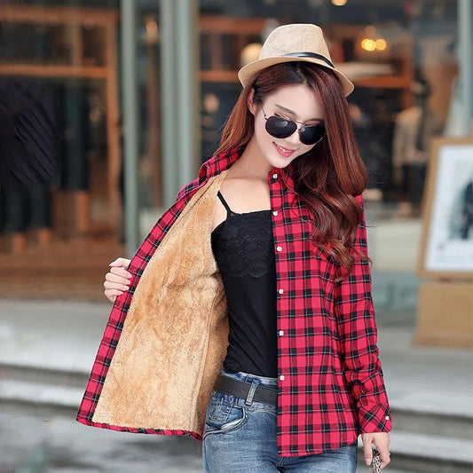Women’s Velvet Plaid Shirt Jacket – 2025 Winter Thick Warm Casual Coat