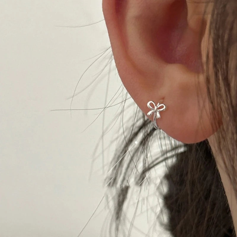 Stylish Bowknot Stud Earrings – Elegant Ear Piercing Jewelry Accessory for Fashion Enthusiasts