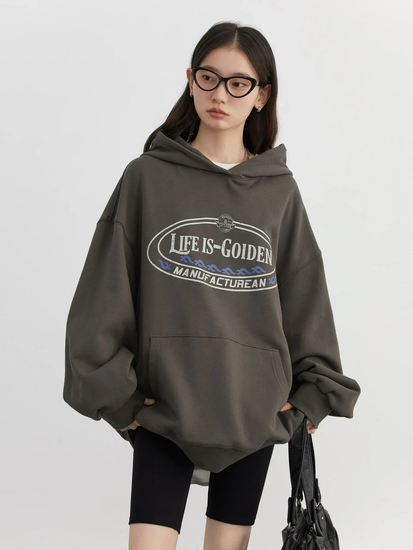 CHIC VEN Women’s Sweatshirt – Retro Letter Printed Hoodie, Loose Cotton Streetwear Top for Spring & Autumn