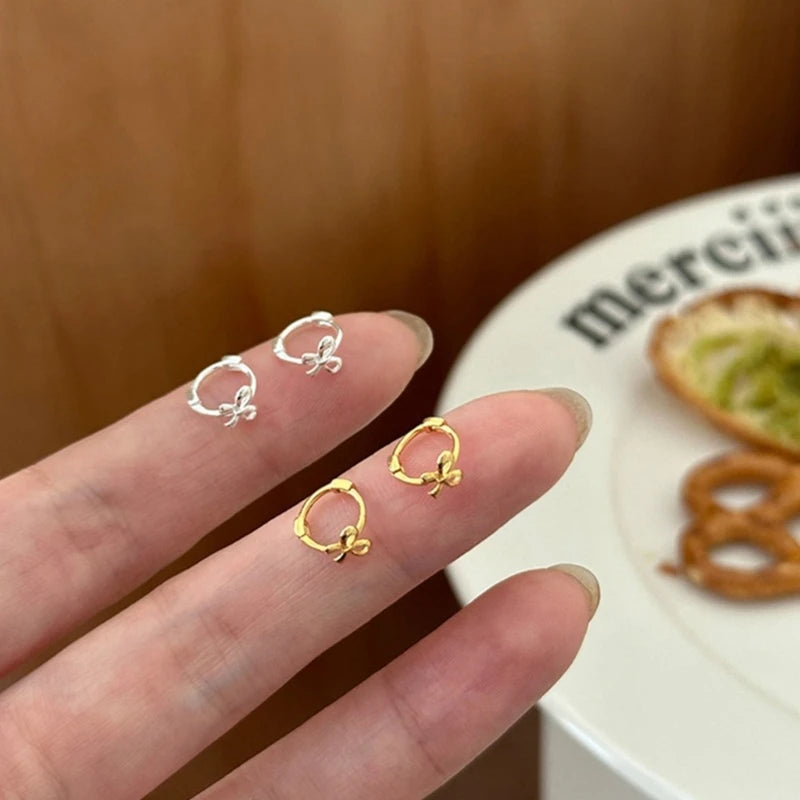 Stylish Bowknot Stud Earrings – Elegant Ear Piercing Jewelry Accessory for Fashion Enthusiasts