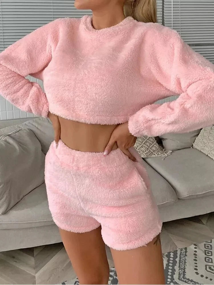 Women’s Pink Plush 2-Piece Tracksuit – Round Neck Sweatshirt & Shorts Set | Casual Home & Lounge Wear