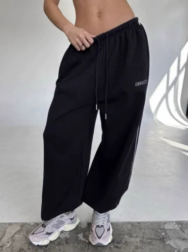 Women’s Pink Embroidered Casual Pants – Loose Straight-Leg Trousers with Elastic Waist | 2025 New Fashion