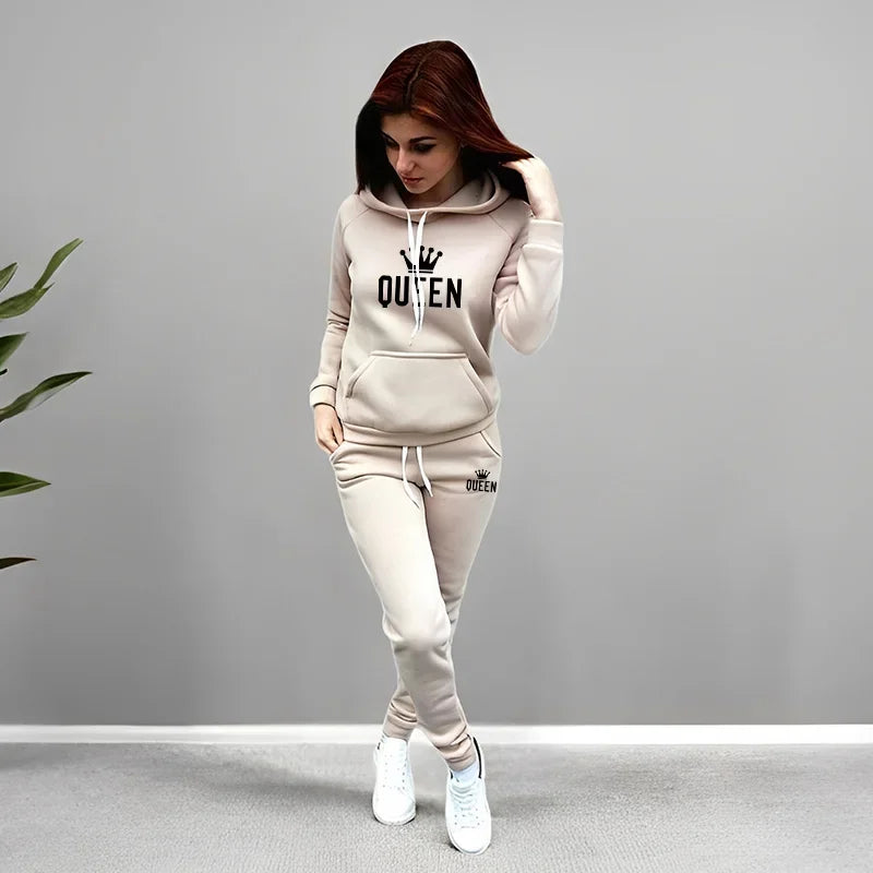 Women’s 2-Piece Queen Printed Hoodie & Pants Set – Casual Sporty Lounge Tracksuit | Autumn Winter 2025 New Arrival