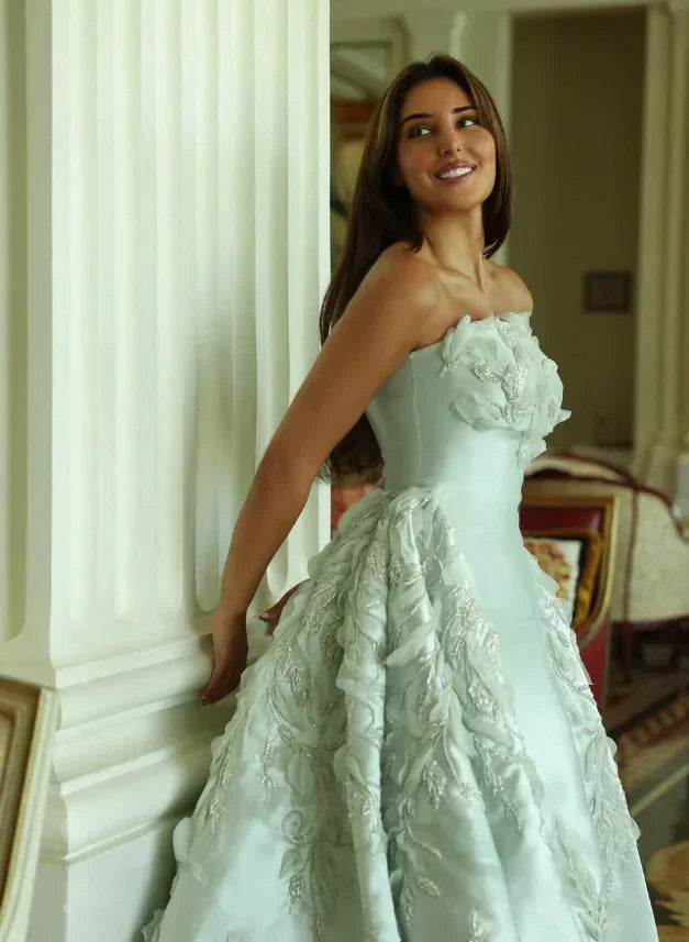 Customized Elegant Evening Dress – Shiny Formal Gown for Women, Cocktail & Special Occasions
