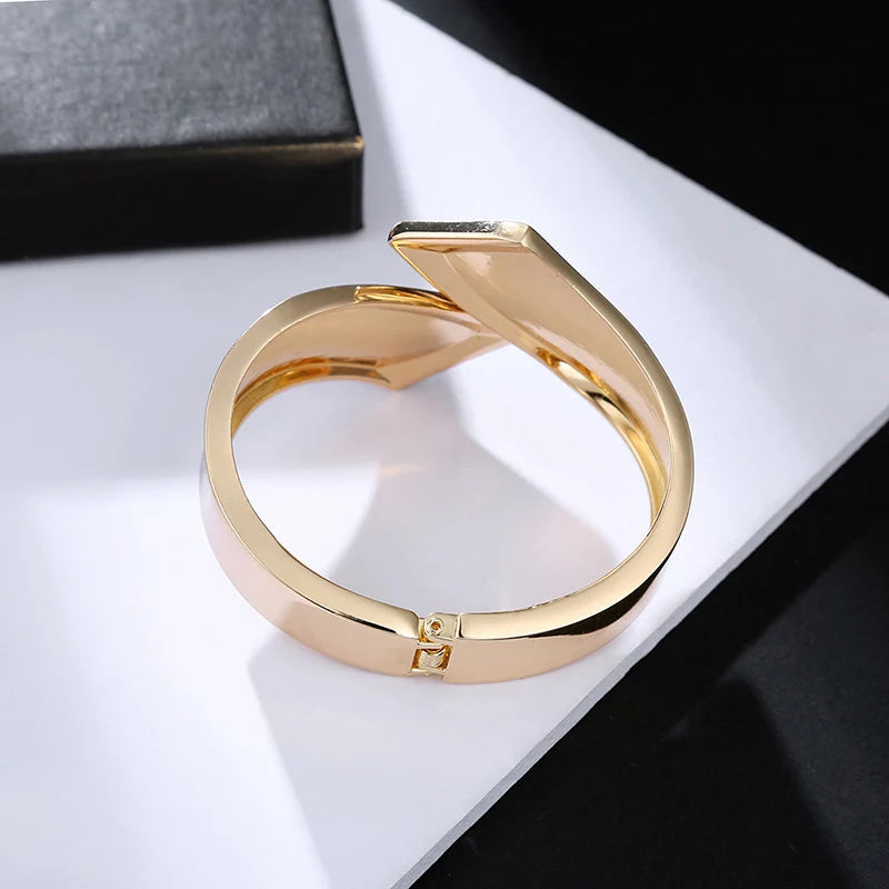 Foxanry Gold Geometric Cuff Bracelet – Minimalist Smooth Bangle for Women & Couples, Elegant Wedding Jewelry