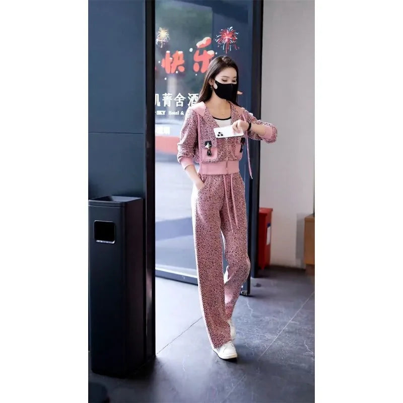 Women’s 2025 Casual Sports Two-Piece Set – Age-Reducing Hooded Cardigan & Pants | Autumn Fashion