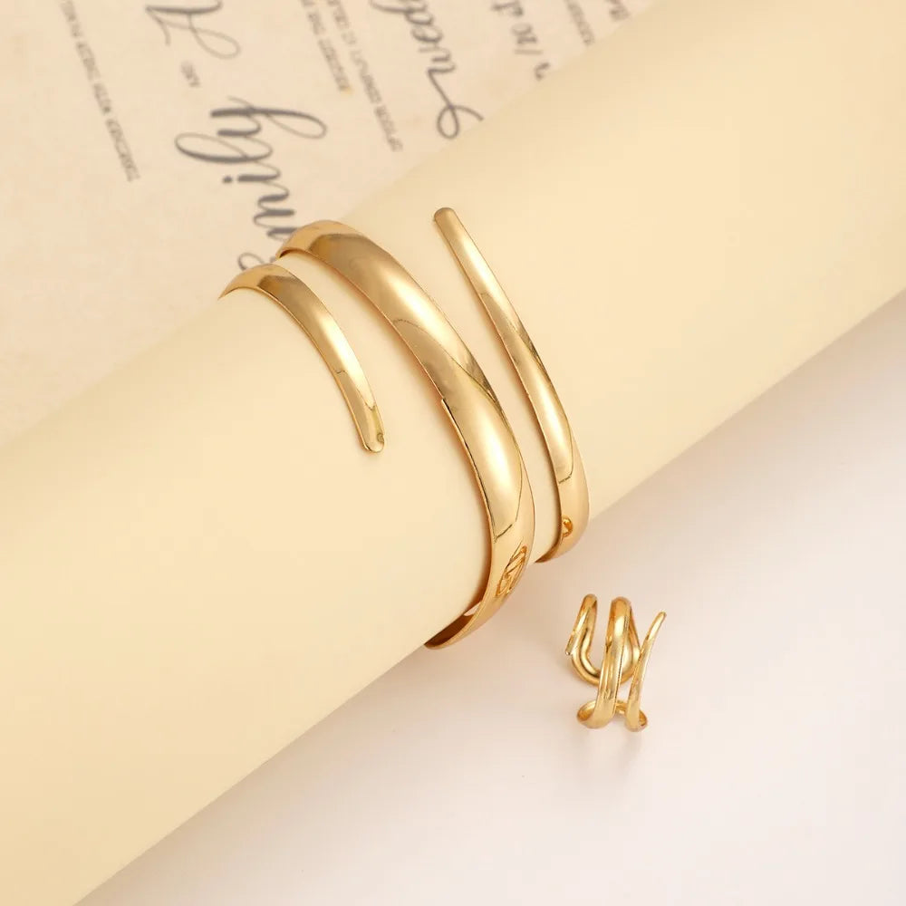 European & American Gold Geometric Jewelry Set – Thick Bracelet and Ring Combination for Women, Fashion Gift