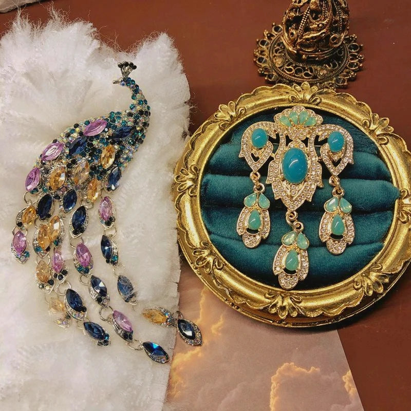 Peacock Phoenix Crown Tassel Brooch – Elegant Colorful Blue Gemstone & Rhinestone Pin Jewelry