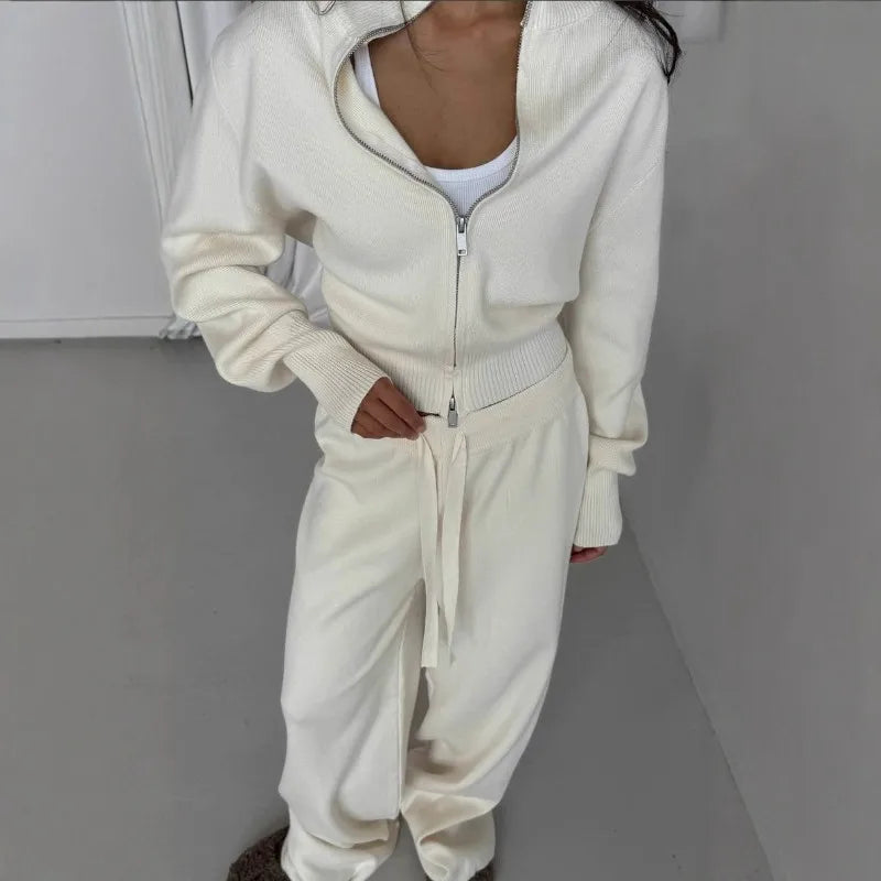 High-End Casual Elegant Straight-Leg Suit for Women – Autumn Solid Color Blazer with Knitted Two-Piece Inner Layer