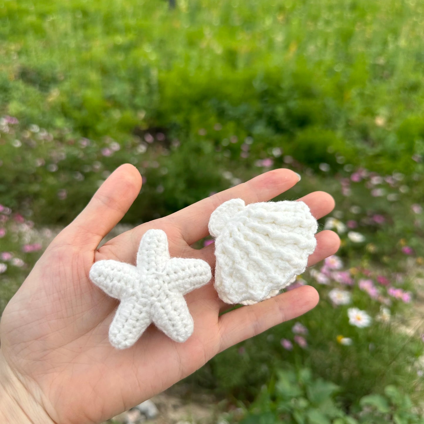 Handmade Ocean Pearl Seashell Keychain – Starfish Charm Pendant Gift for Women & Besties