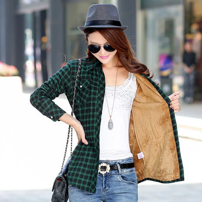 Women’s Velvet Plaid Shirt Jacket – 2025 Winter Thick Warm Casual Coat