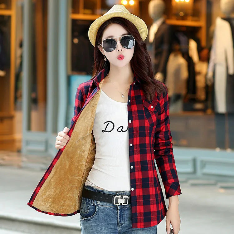 Women’s Velvet Plaid Shirt Jacket – 2025 Winter Thick Warm Casual Coat