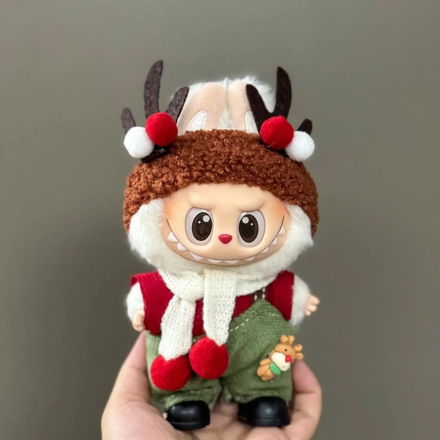 Labubu Christmas Deer Outfit – Red Festive Clothes Set for V1/V2/V3/V4 Figures, “Pin For Love” Holiday Edition