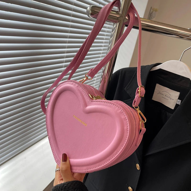 Hot Sale Solid Color Pu Leather Shoulder Bags Heart Shape Crossbody Bags For Women Fashion Small Handbags and Purse