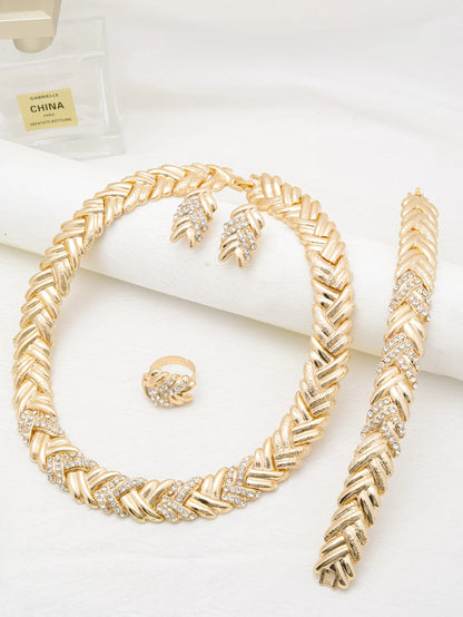 Dubai 18K Gold Plated Luxury Jewelry Set – Women’s Necklace, Earrings, Bracelet & Ring for Wedding and Party