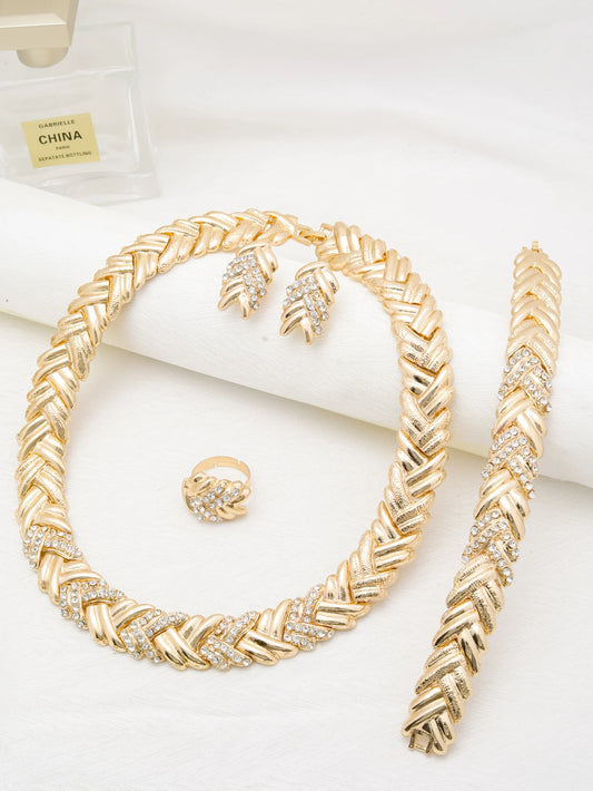 Dubai 18K Gold Plated Luxury Jewelry Set – Women’s Necklace, Earrings, Bracelet & Ring for Wedding and Party