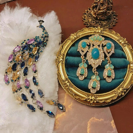 Peacock Phoenix Crown Tassel Brooch – Elegant Colorful Blue Gemstone & Rhinestone Pin Jewelry