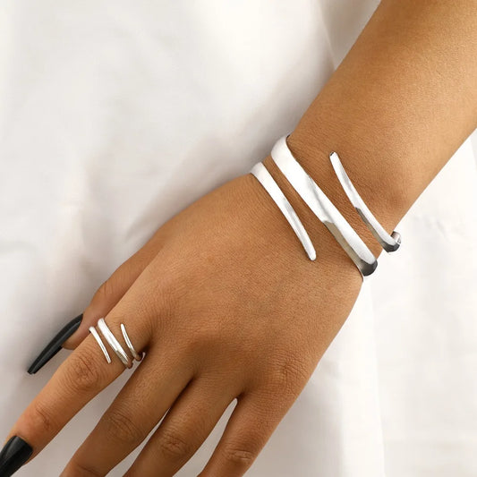 European & American Gold Geometric Jewelry Set – Thick Bracelet and Ring Combination for Women, Fashion Gift