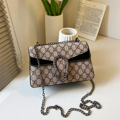 Letter Print Crossbody Bag Women's Fashion PU Design Metal Chain Strap Magnetic Lock Durable Base Daily Shopping Essential ﻿
