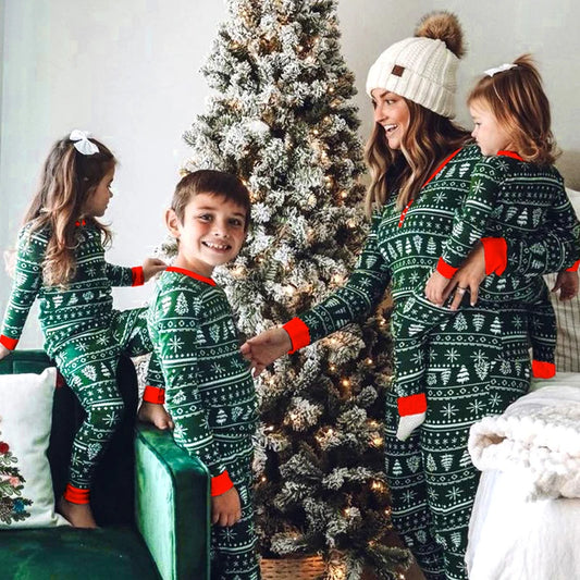 2025 Green Family Christmas Pajama Set – Matching Mom, Dad, Kids & Baby Romper Sleepwear